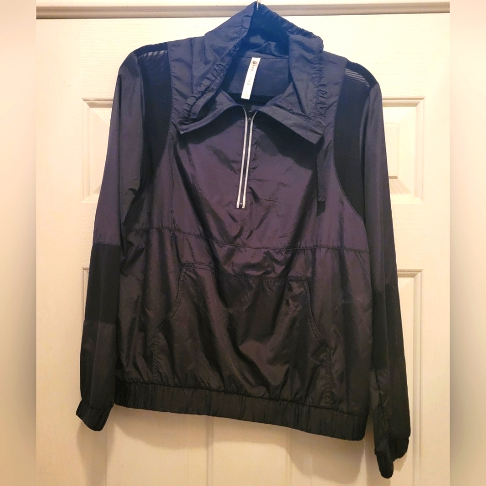 Ladies Fabletics Windbreaker EUC